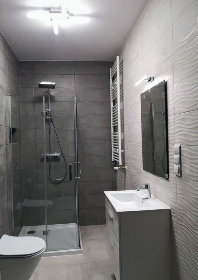 Nowoczesny Apartament Na Promenadach Wroclawskich Exterior foto